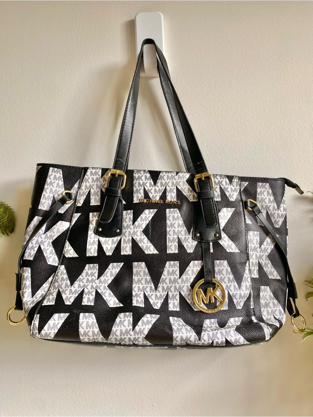 🖤🤍 Michael Kors Black & White Graphic Gold Logo Jet Set Travel Tote Bag Vintage